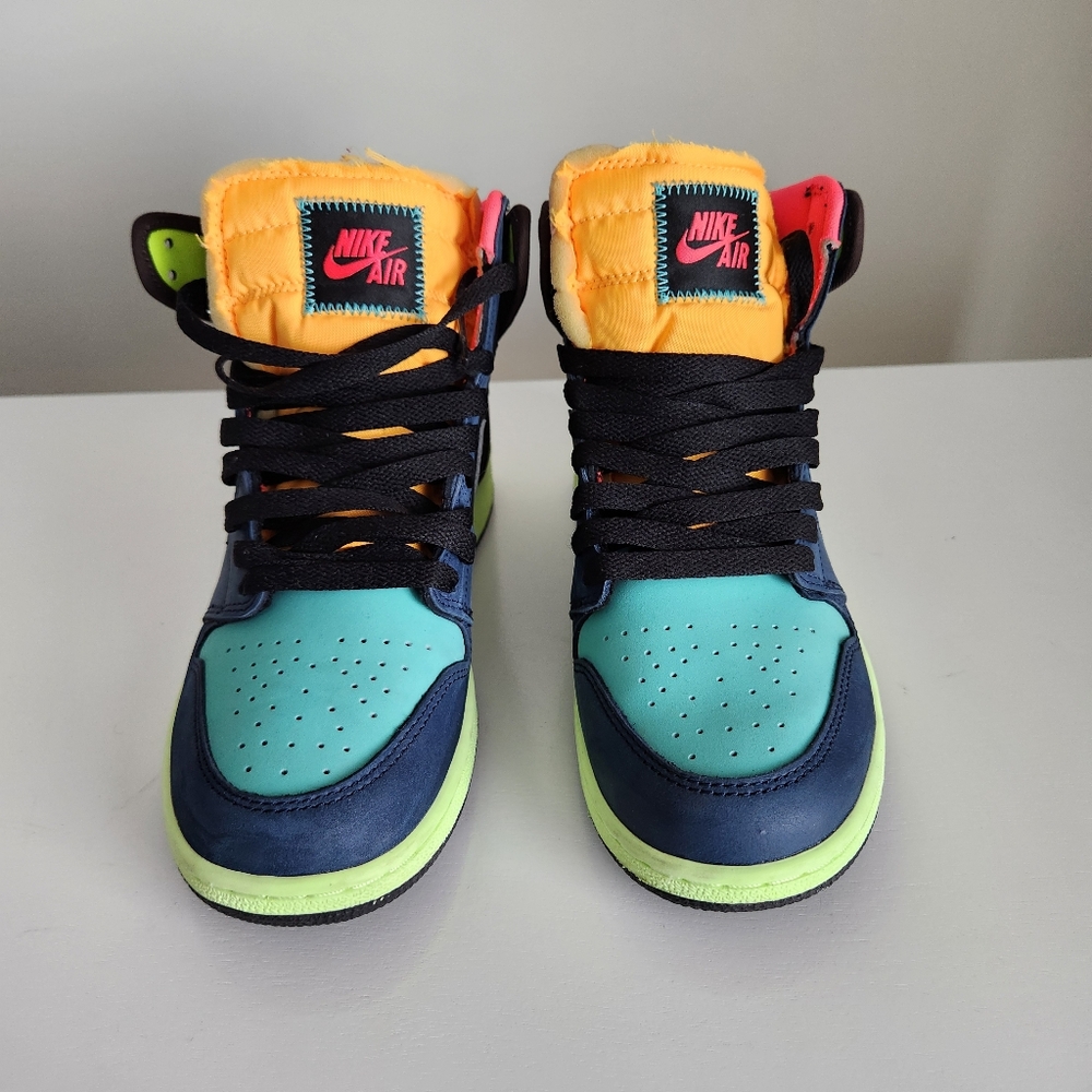 Nike Air Jordan 1 Retro High Tokyo Bio Hack Size 6 Youth